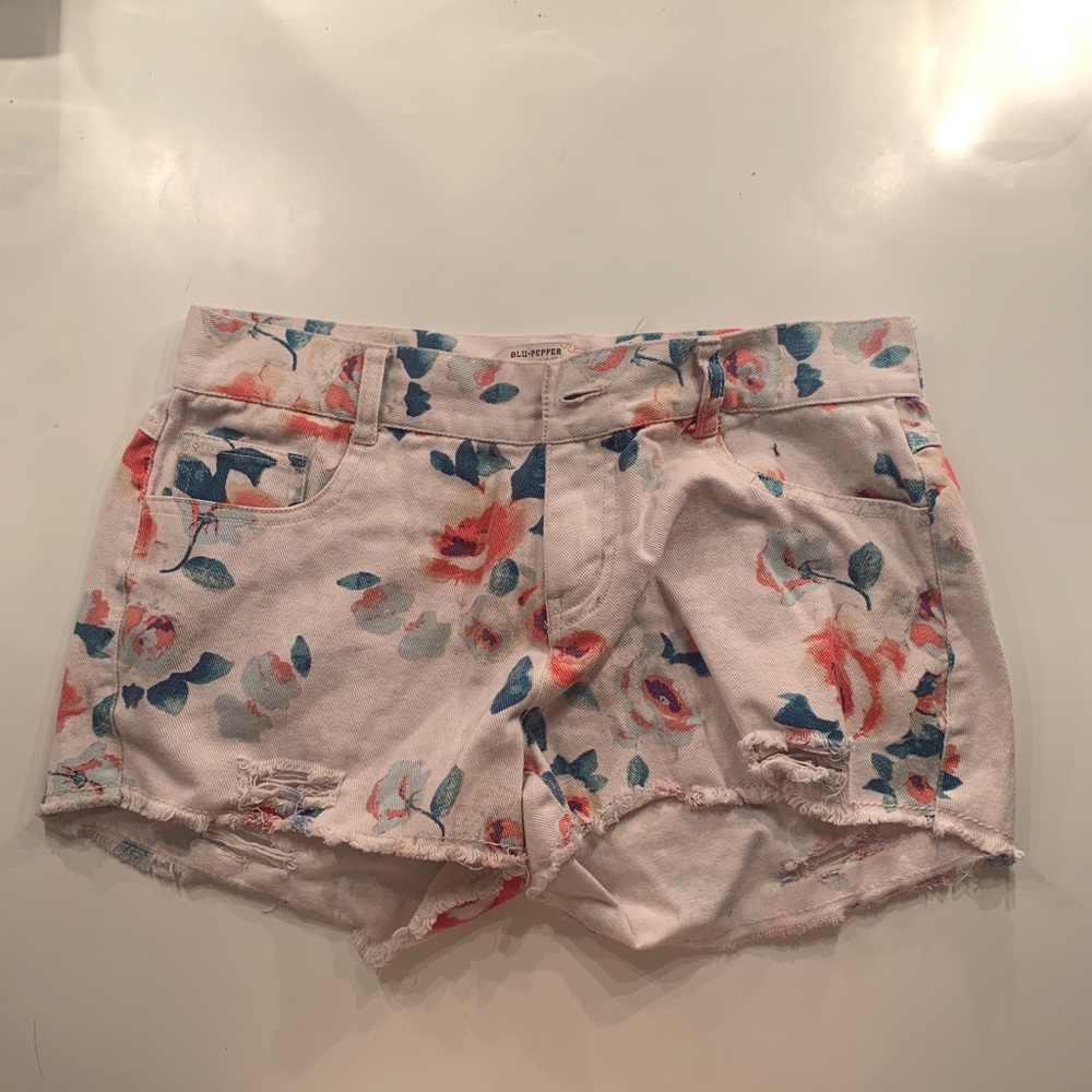 Flower jean shorts